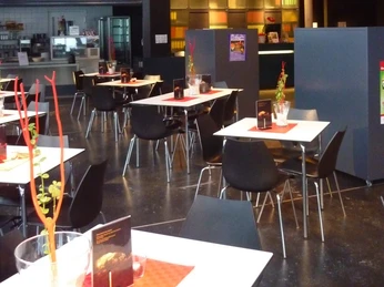 HöhlenErlebnisZentrum | Foyer - Cafeteria HöhlenErlebnisZentrum | Foyer - Cafeteria