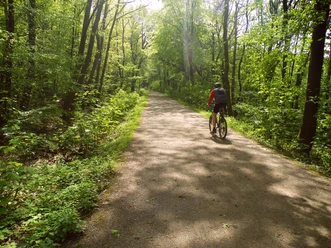 Radfahrer auf der Sambatrasse Radfahrer auf der Sambatrasse
