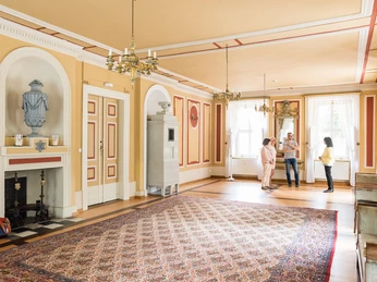 Festsaal im Kloster Medingen Festsaal im Kloster MedingenBallroom in Medingen MonasteryFestsal i Medingen KlosterBalzaal in klooster Medingen