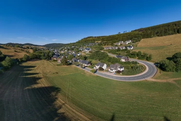 luftpanorama-schwalefeld.jpg