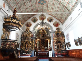 Pfarrkirche Hl. Kireuz Pfarrkirche Hl. Kireuz