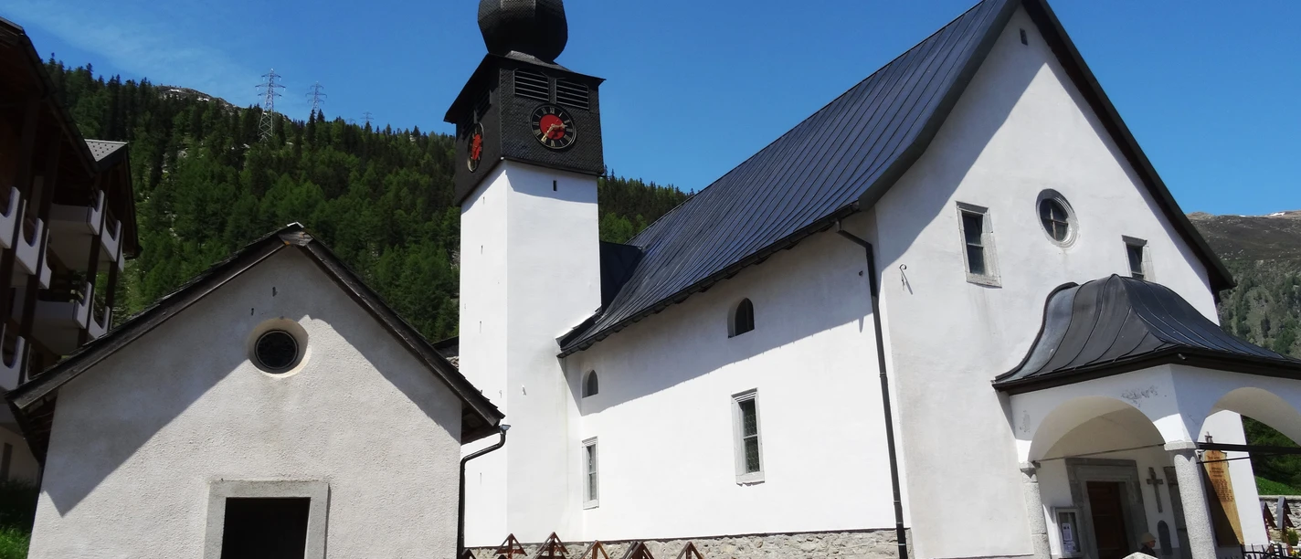 Pfarrkirche Hl. Kireuz Pfarrkirche Hl. Kireuz