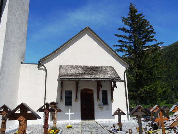 Friedhofkapelle in Obergesteln Friedhofkapelle in Obergesteln