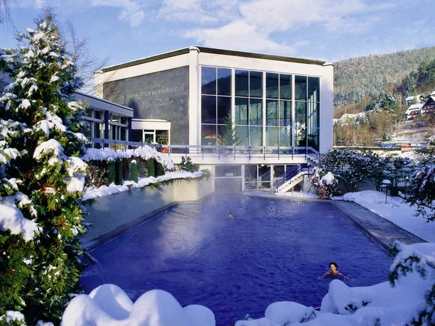 Vital Therme Bad Wildbad Aussenbecken Winter Vital Therme Bad Wildbad Aussenbecken Winter