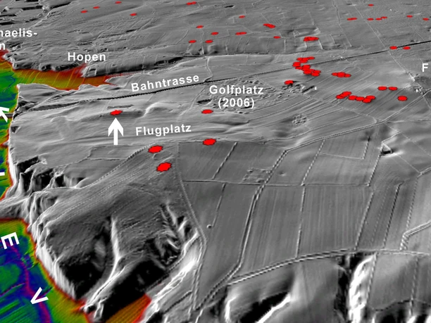 Großgrabhügel beim Hopener Golfplatz