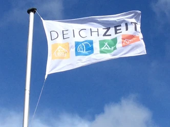 Deichzeit_Flagge.2560.jpg