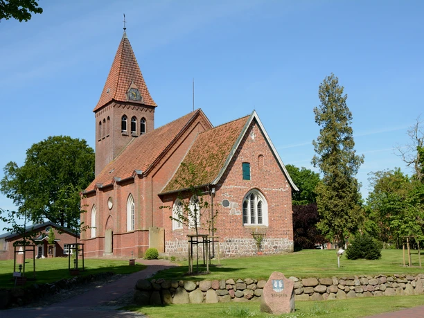 St. Pauli Kirche Flögeln.jpg