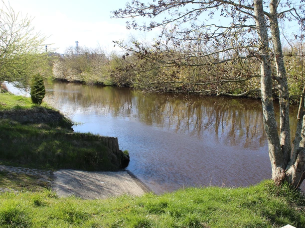 Boots- und Kanu-Anleger Am Medembogen Neuenkirchen