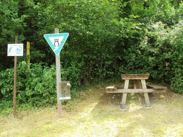 Picknickbank Wanderweg 18
