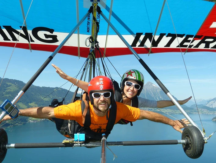 hanggliding-interlaken-tandem-flug-ueber-thunersee.jpg