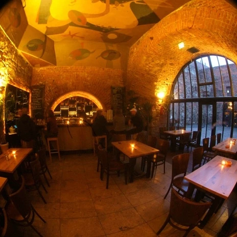 Schwalbennest-wine bar at the event venue MORITZBASTEI | Leipzig Convention Bureau Schwalbennest-wine bar at the event venue MORITZBASTEI - presented by Leipzig Convention Bureau