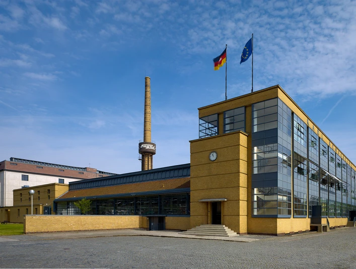 Vorderseite UNESCO-Welterbe Fagus-Werk