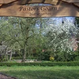 Pastors Goarn, Vrees - Eingang Naturgarten.JPG