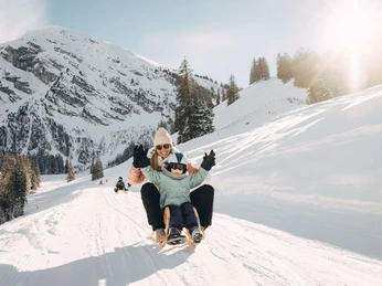 Schlittelspass für Jung und Alt
