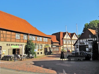 Hotel Deutsches Haus Außenansicht.jpg Hotel Deutsches Haus Außenansicht