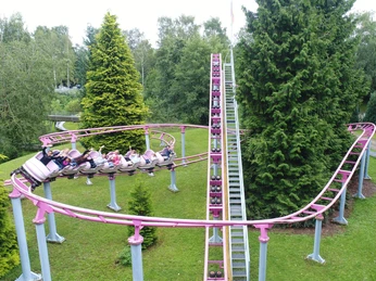 Achterbahn Achterbahn im Rasti-Land