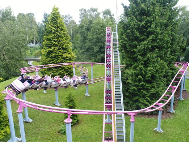 Achterbahn Achterbahn im Rasti-Land