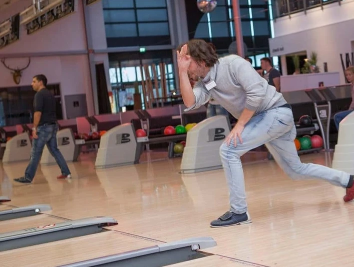 Bowlingbahn Pin up