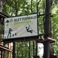 ibbenbueren-kletterwald-baumwipfel