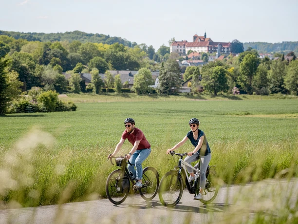 Blick von Glane zum Schloss Iburg (Foto: Christoph Steinweg)