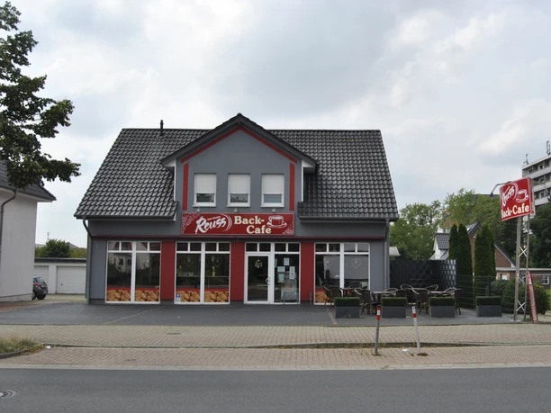 Bakery Reuss exterior view
