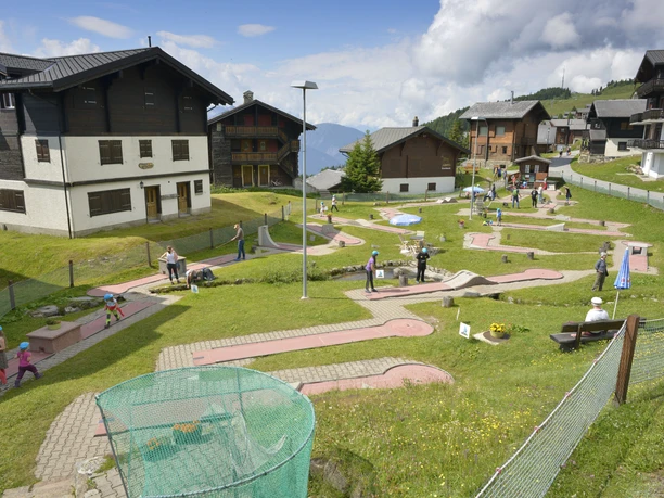 Minigolf Gletschi Kinderanimation - Minigolf - Aletsch Arena