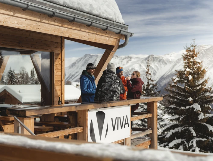 Apres-Ski in der Viva Bar, Riederalp Aletsch Arena