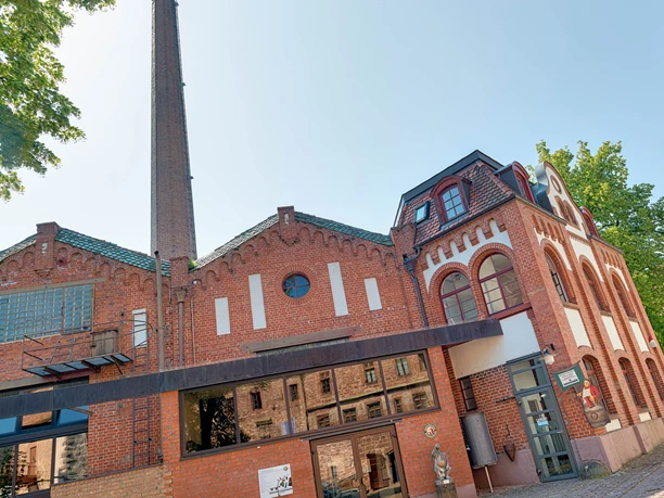 Alpirsbacher Klosterbraeu Brauwelt Fuehrung Gebaeude historisch Alpirsbacher Klosterbraeu Brauwelt Fuehrung Gebaeude historisch