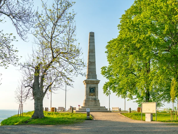 canossa-saeule-bad-harzburg Canossa-Säule
