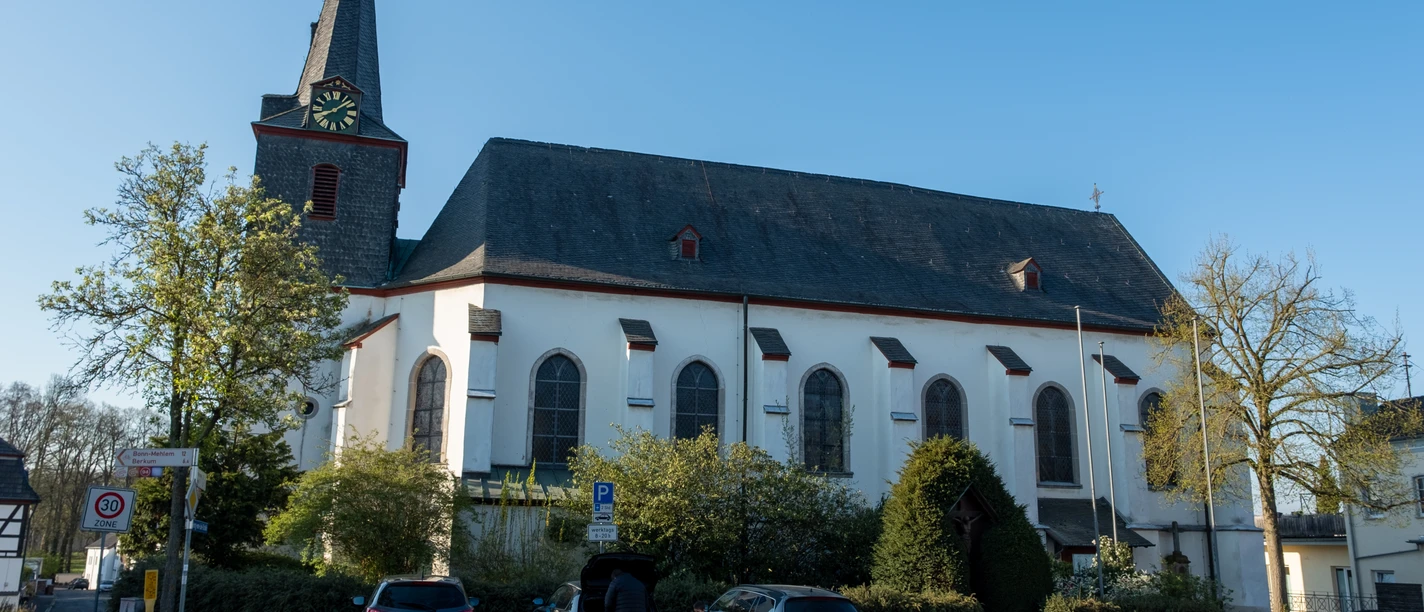 Kath. Kirche St. Margareta 2021 Frühling Wachtberg
