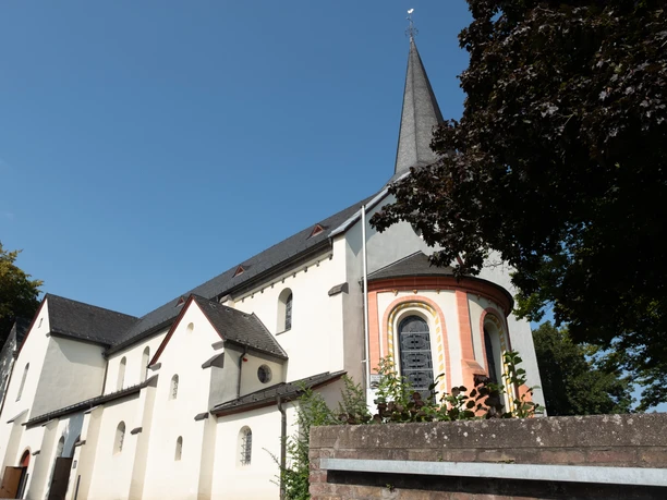 Kath. Kirche St. Walburga