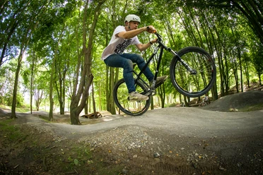 Bike- und Outdoorpark Bad Salzdetfurth Biker im Bike- und Outdoorpark Bad Salzdetfurth