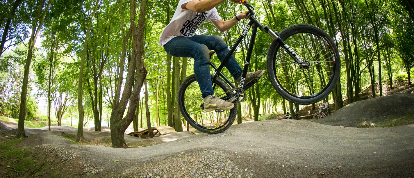 Bike- und Outdoorpark Bad Salzdetfurth Biker im Bike- und Outdoorpark Bad Salzdetfurth