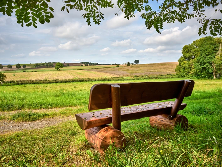 Bank mit Aussicht in Eitzum Bank mit Aussicht in Eitzum