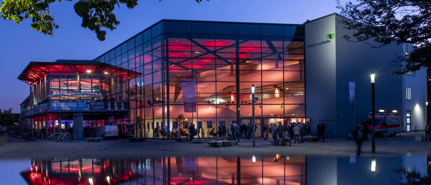 Außenansicht am Abend