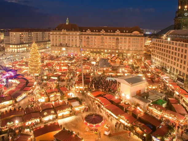 Striezelmarkt Dresden Striezelmarkt Dresden