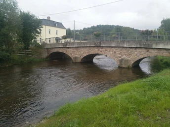 Bruecke-in-Cunnersdorf.jpg