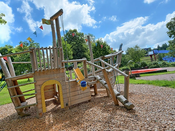 Freibad Lossburg Spielplatz Piratenschiff Freibad Lossburg Spielplatz Piratenschiff