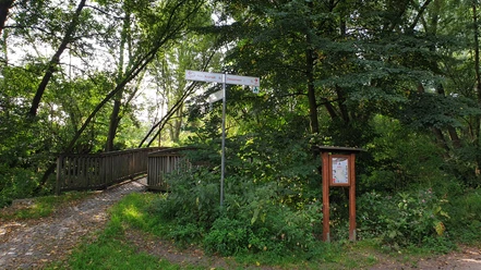 Radrundweg Salz und Burgen_Vitrine Startpunkt cycle-round-tour-salt-and-castles-vitrine-starting-point