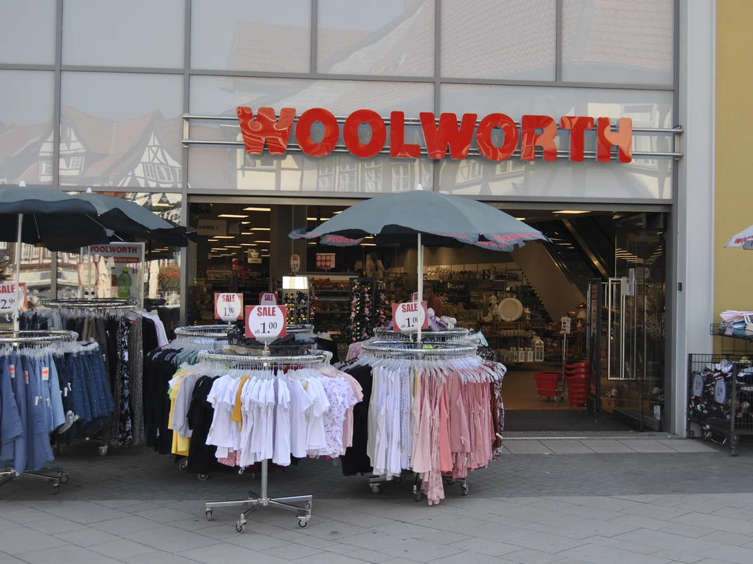 Woolworth Woolworth Außenansicht