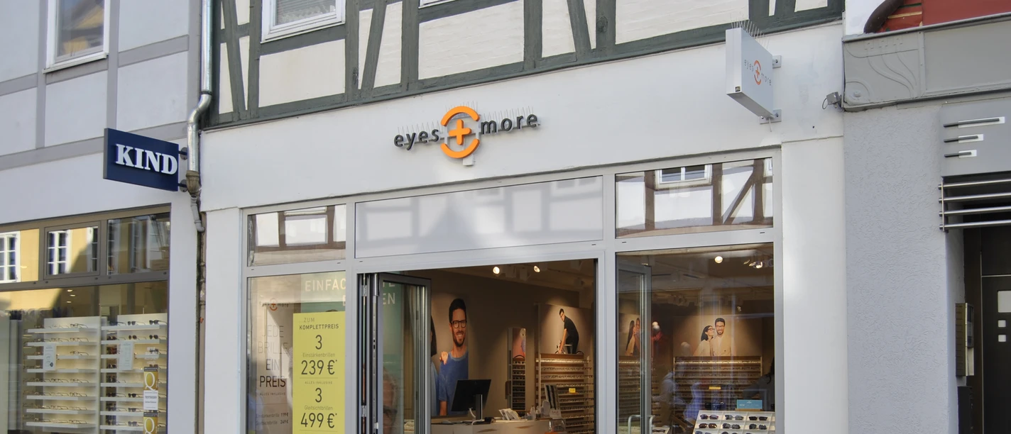 eyes + more eyes + more Außenansicht