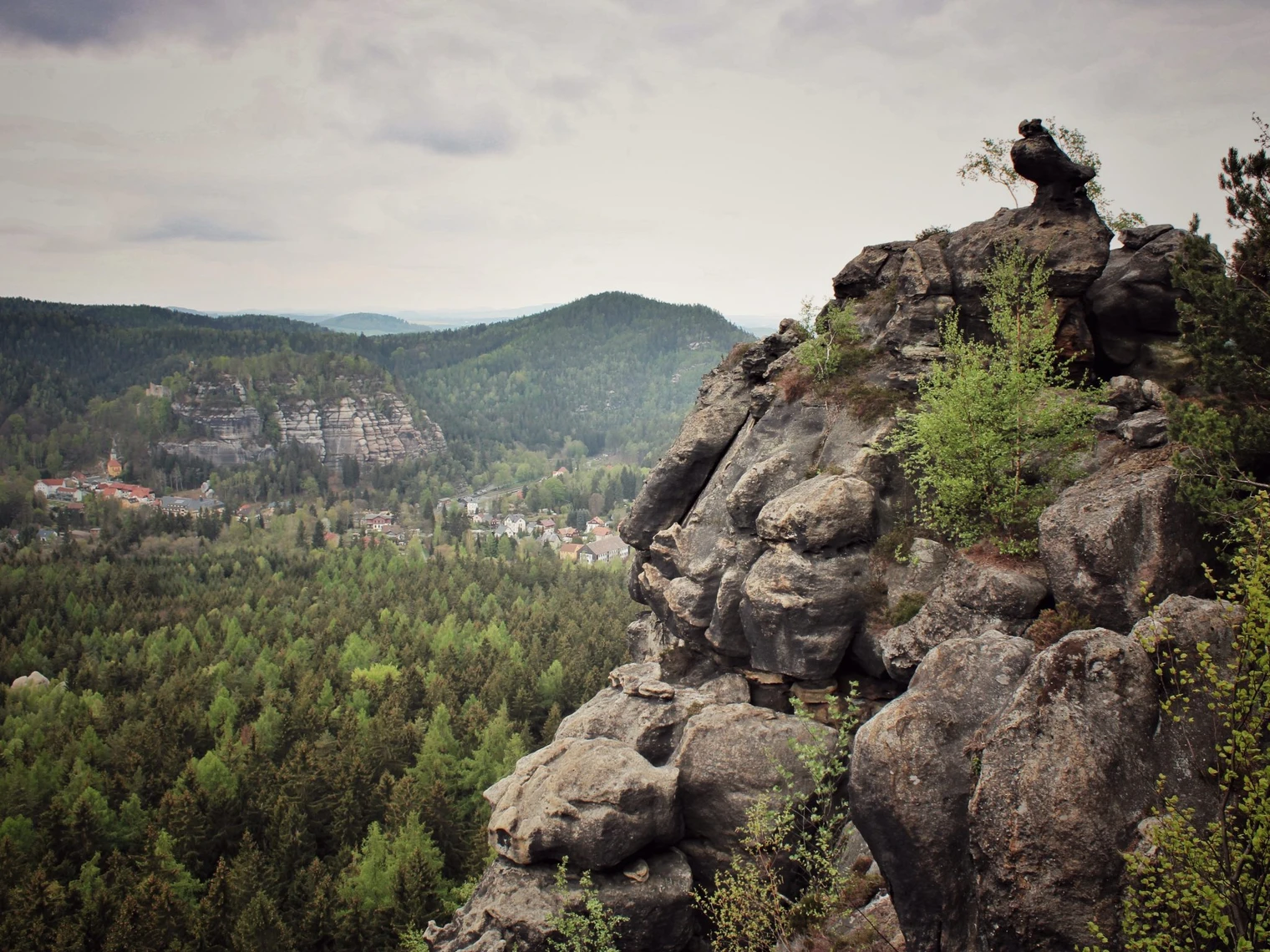 Unterwegs auf dem Oberlausitzer Bergweg Unterwegs auf dem Oberlausitzer Bergweg