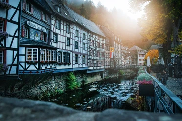 Fachwerkhäuser in Monschau an der Klosterroute