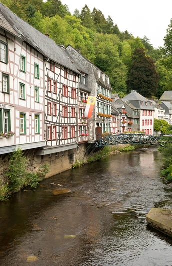 RurUfer-Radweg: Altstadt Monschau