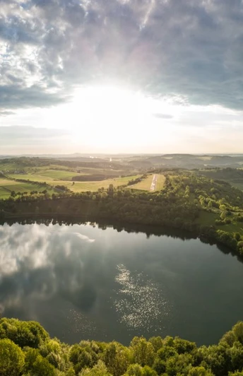 Weinfelder und Schalkenmehrener Maar