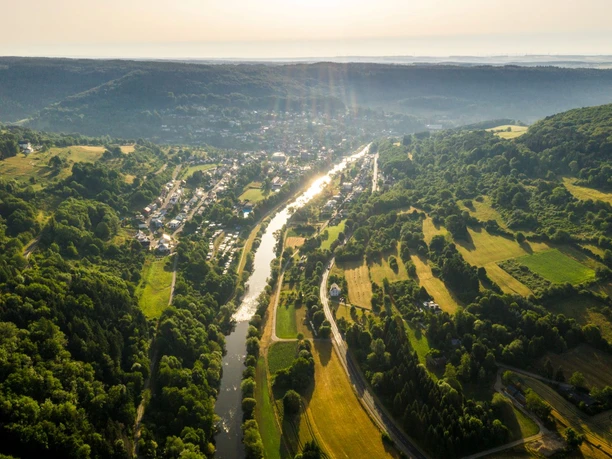 Das Sauertal am Felsenweg 2 im NaturWanderpark delux