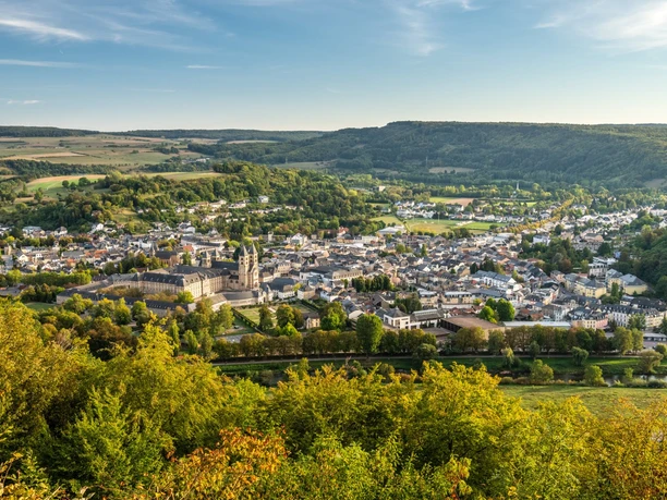 Blick auf Echternach (Luxemburg) vom Aussichtspunkt Liboriuskapelle