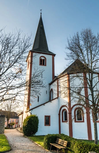 Kloster Niederehe am Kalkeifel-Radweg