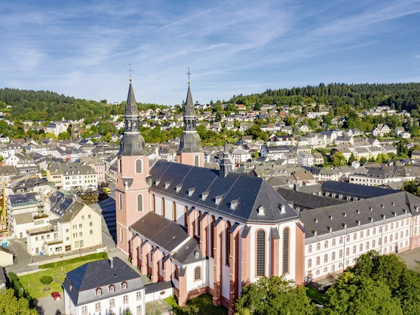 Prüm mit St. Salvator Basilka