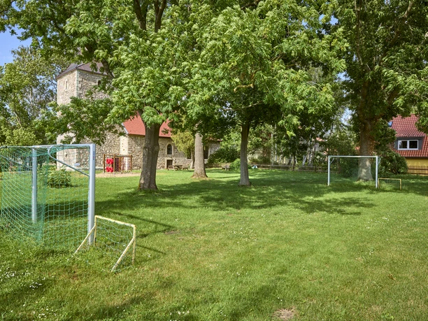 Spielplatz an der Kirche Berklingen Spielplatz an der Kirche Berklingen